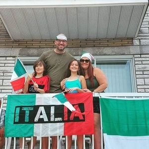 Meet your Posher, Pierre